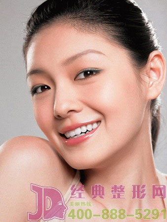 如何矯正招風耳