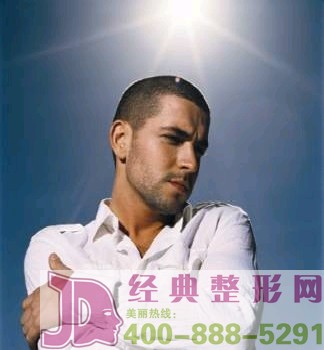 什么是隐睾？