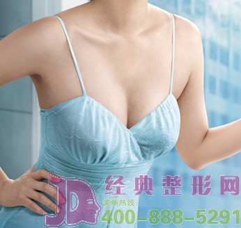 北京假体隆胸和自体脂肪隆胸哪里好
