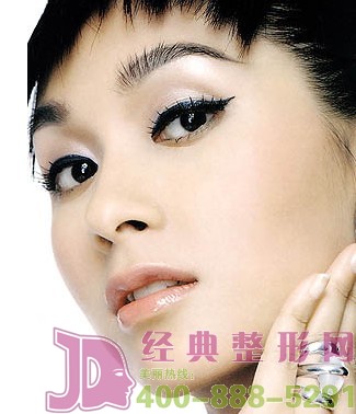 彩光嫩膚 你的婚紗照不必再PS
