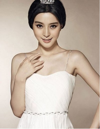 “岳”变越美丽圆你明星梦