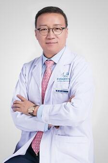 重庆郑荃丽格整形郑荃医生的面部“抗衰年轻”技术展示