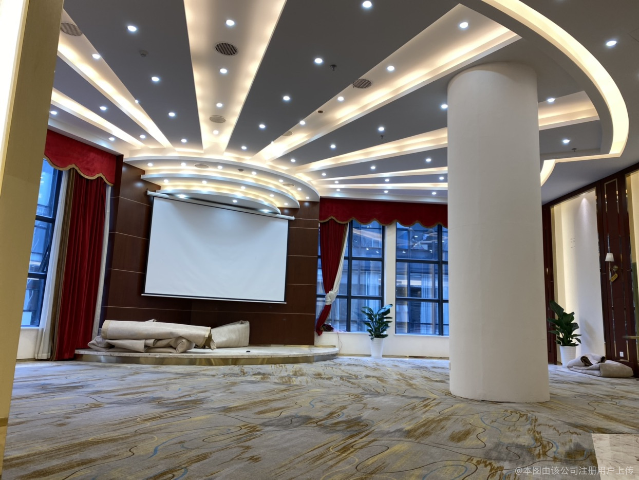 成都初顏醫(yī)療美容門診部大廳