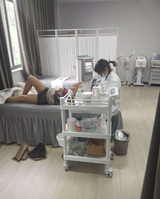 十堰慕她醫(yī)療美容門診部美容室