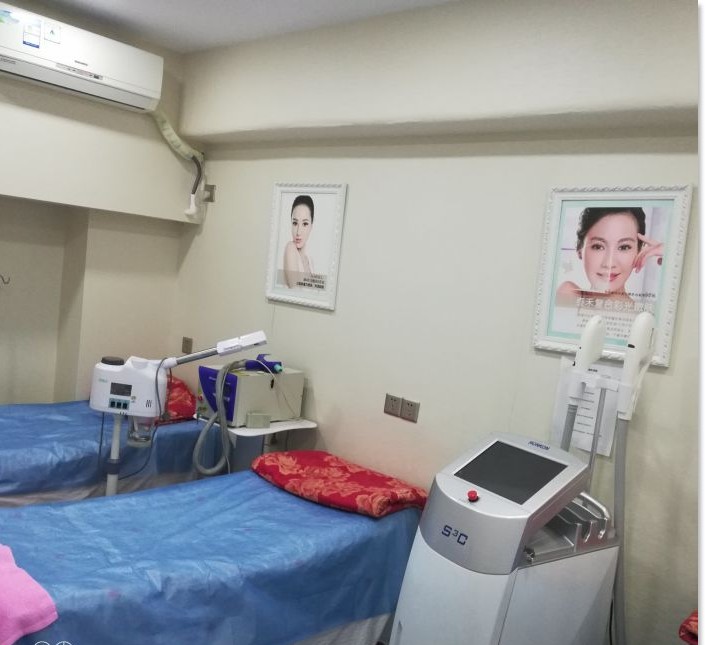 深圳泰禾醫(yī)療美容門診部美容室