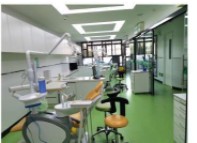 祥云劉芳口腔診所牙科室
