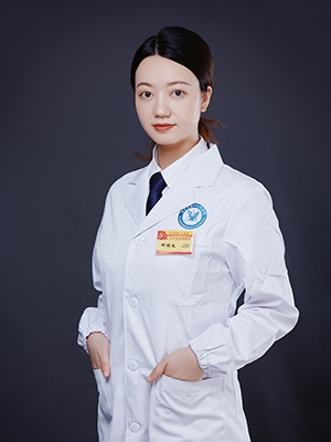何鸿义